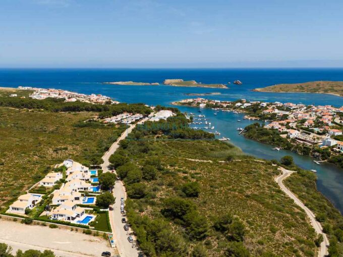 Villa for sale in Cala Moli, Menorca