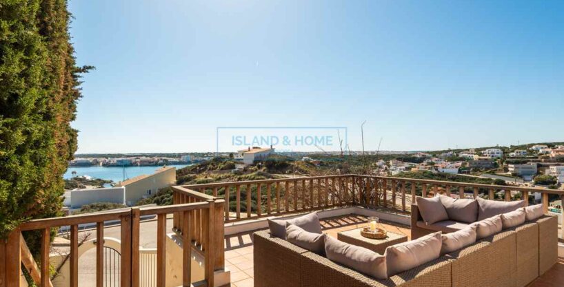 Villa for sale in Cala Llonga, Menorca