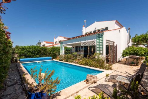 Villa for sale in Trebaluger, Menorca